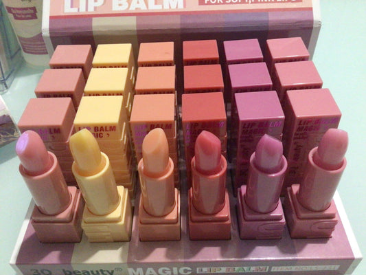 Lip gloss transparent