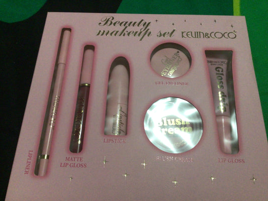Coffret maquillage  avec 6/produits