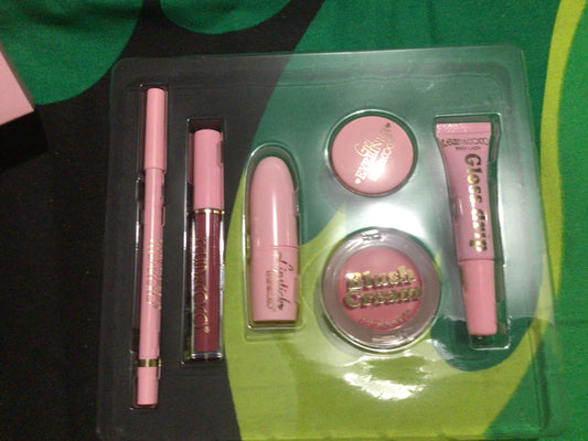 Coffret maquillage  avec 6/produits